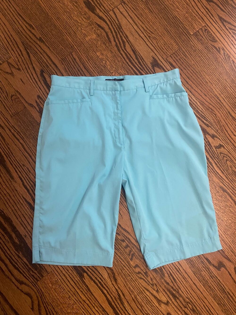 Fairway torquoise poly/span Bermudan length golf shorts